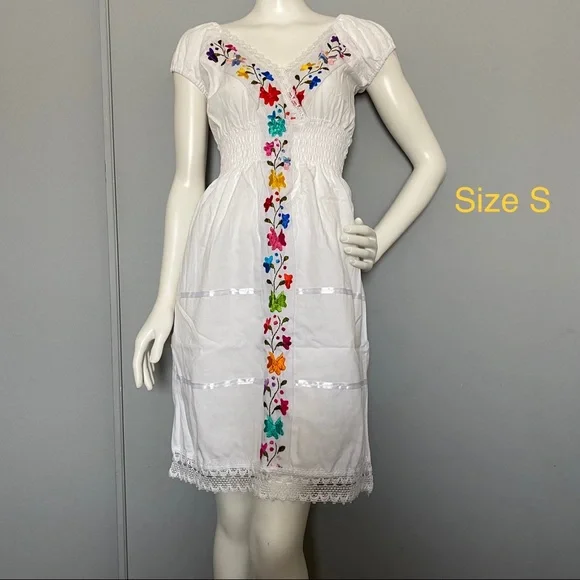 MEXICANA | Dresses | Hand Embroidered Mexican Dress S Vestido Mexicano |  Poshmark